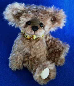 Ghirardelli: 9" One of a Kind Mohair Artist Bear