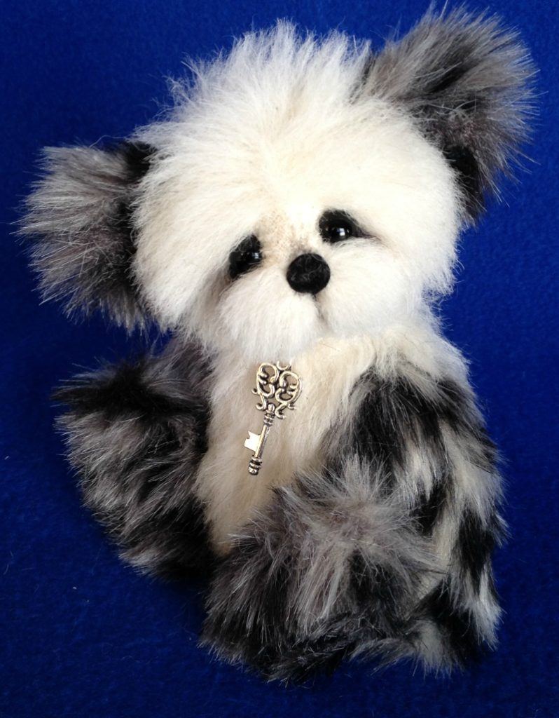 Snuggles - 7" one of a kind artist teddy bear:  www.TeddiesbyLauraLynn.com