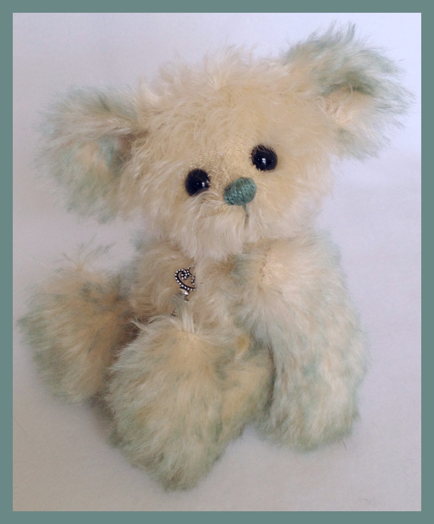 Calypso- 6.5" one of a kind artist teddy bear: www.TeddiesbyLauraLynn.com