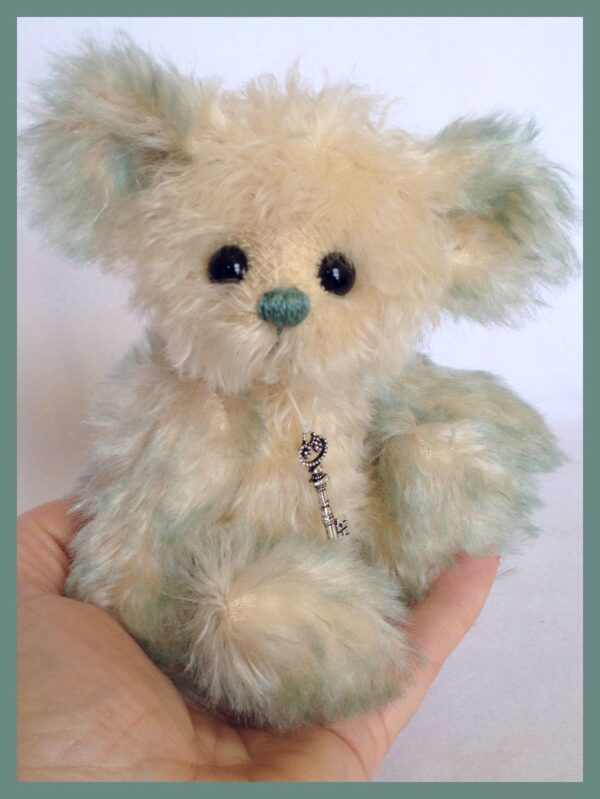 Calypso- 6.5" one of a kind artist teddy bear: www.TeddiesbyLauraLynn.com